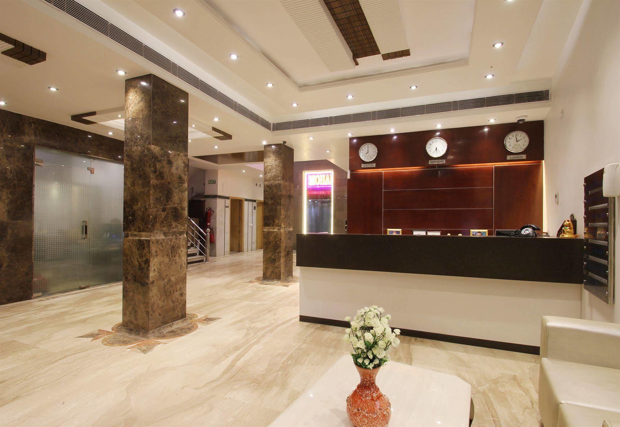 Hotel Mohan International Нью-Делі Екстер'єр фото