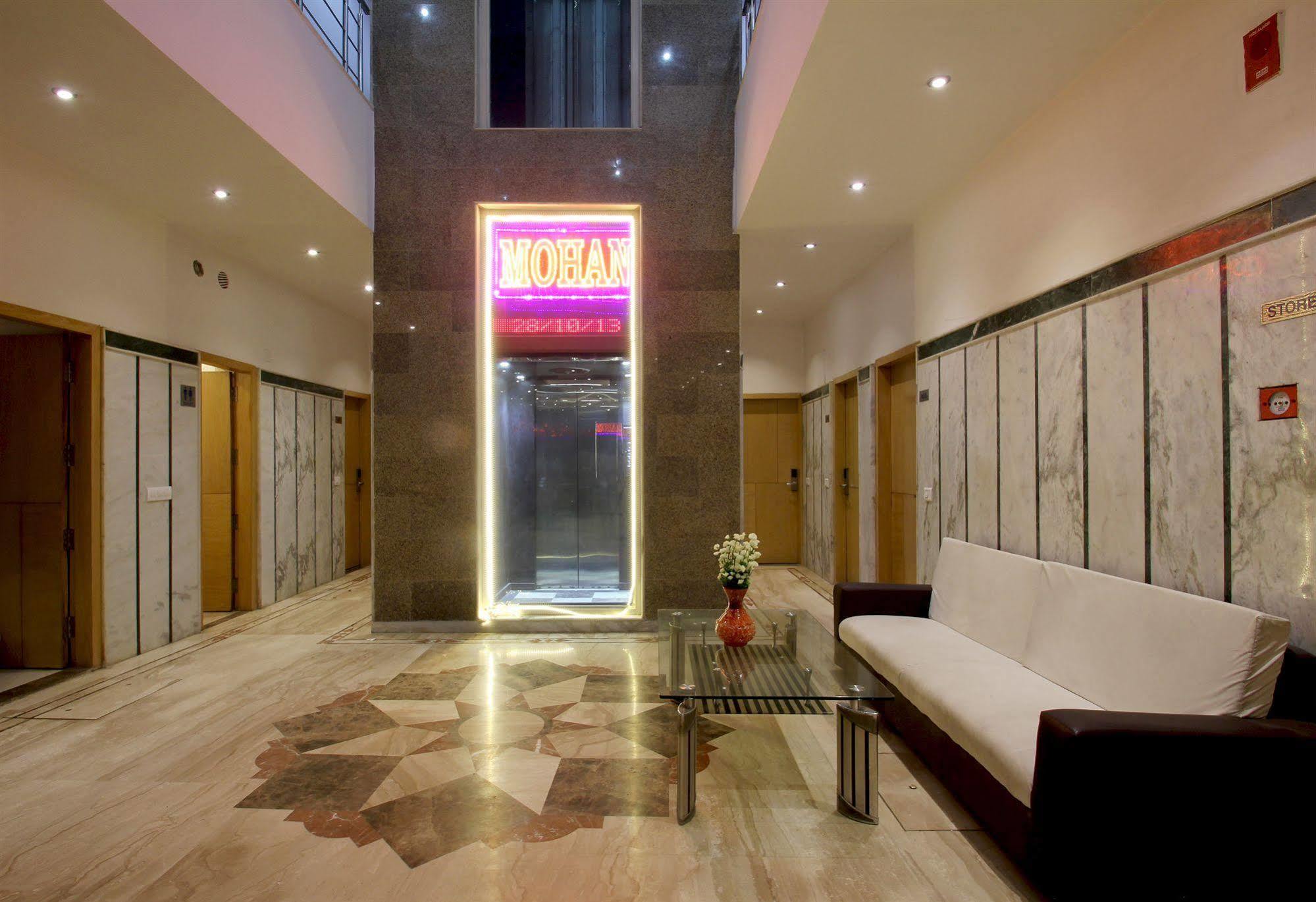Hotel Mohan International Нью-Делі Екстер'єр фото