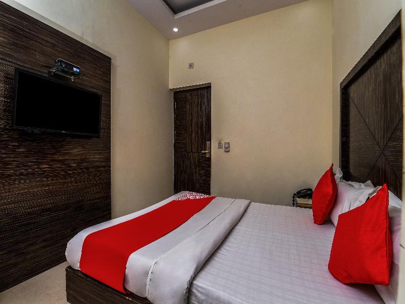 Hotel Mohan International Нью-Делі Екстер'єр фото
