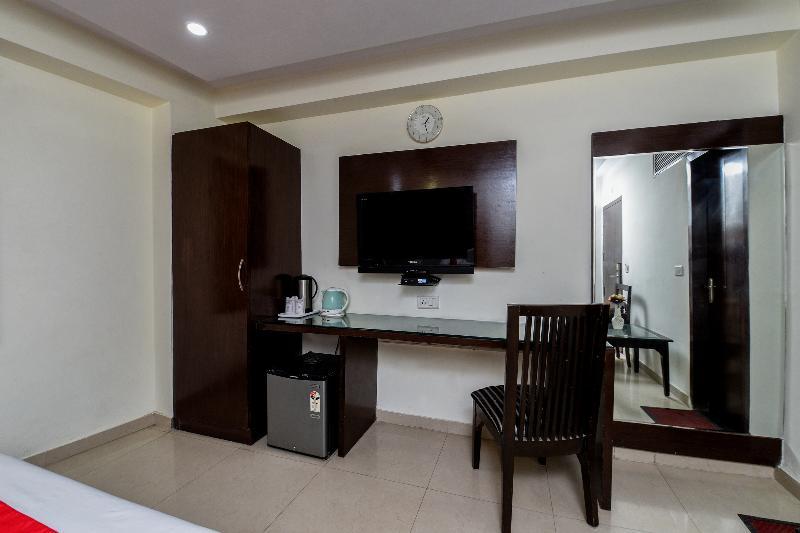 Hotel Mohan International Нью-Делі Екстер'єр фото